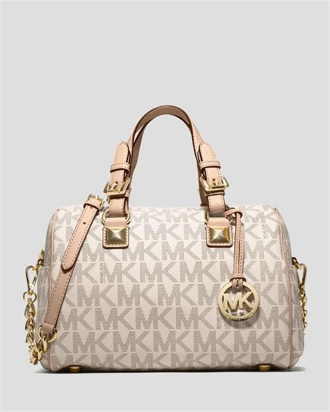 michael kors grayson medium chain satchel|Michael Kors grayson satchel discontinued.